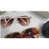 Image 23 : Qty 12 Sunglasses w/ 4 Cases - Coach, Kate Spade, Marc Jacobs, Ray Ban, etc