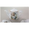 Image 2 : 7-Piece Hummel Porcelain Tea Set - Tea Pot, 2 Cups & Saucers, Creamer & Sugar Pot