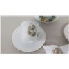 Image 3 : 7-Piece Hummel Porcelain Tea Set - Tea Pot, 2 Cups & Saucers, Creamer & Sugar Pot