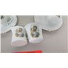 Image 5 : 7-Piece Hummel Porcelain Tea Set - Tea Pot, 2 Cups & Saucers, Creamer & Sugar Pot
