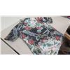 Image 9 : New Clothing: 5 Aloha Shirts - 3 Reyn Spooner, Stussy, etc. (Various Sizes)