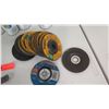 Image 2 : 4 Cans Napa Lube, 8 Cans Spray Enamel, Grinding Wheels