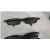 Image 10 : 5 Pairs Sunglasses & 1 Case - Tori Burch, Ray-Ban, etc