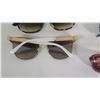 Image 8 : 5 Pairs Sunglasses & 1 Case - Tori Burch, Ray-Ban, etc