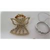 Image 17 : Qty 5 Rings, Angel Brooch, Misc Earrings, Beads & Chains
