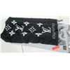 Image 1 : Louis Vuitton Paris Cashmere Scarf - Black/Gray (Looks New)