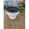 FLOWER POTS QTY  26"