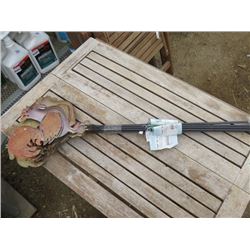 7 GARDEN STAKES 1 HORSE 6 ROOSTERS ( 7 TIMES BID PRICE)