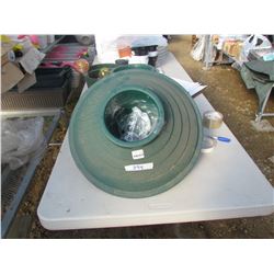 7 CHRISTMAS TREE STANDS, UP TO 6' (7 TIMES BID PRICE)