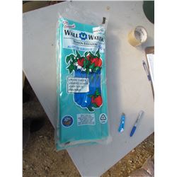 5 WALL WATER SEASON EXTENDERS, GREEN RETAIL $17.00 (5 TIMES BID PRICE)