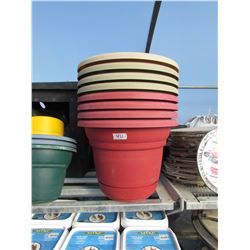 8 ROUND PLASTIC POTS 15" (8 TIMES BID PRICE)