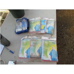 6 LIGHT RAIN PONCHO, 1 VINYL RAIN SUIT