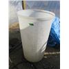Image 1 : 1- 160 L WATER BARREL
