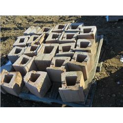 PALLET OF LANDSCAPING BRICK