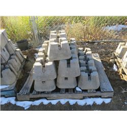 PALLET OF CINDER BLOCK POST SUPPORTS