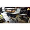 Image 1 : 10 INCH DELTA TABLE SAW WITH STAND