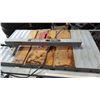 Image 3 : 10 INCH DELTA TABLE SAW WITH STAND