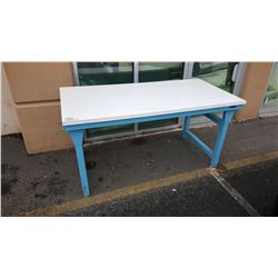 HEAVY DUTY WORK BENCH