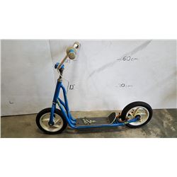 BLUE STRATA SCOOTER