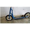 Image 2 : BLUE STRATA SCOOTER