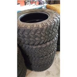 SET OF 4 NITTO TRAIL GRAPPLER LT 285/65 R18 TIRES