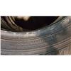 Image 5 : SET OF 4 DUNLAP 215/60 R16 TIRES