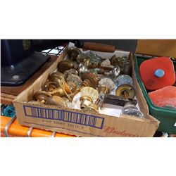 TRAY AND BRASS AND GLASS DOORKNOBS