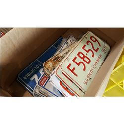 BOX OF VINTAGE LICENSE PLATES