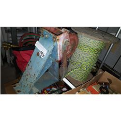 HEAVY DUTY WINCH AND SPOOL OF ROPE