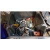 Image 3 : 3 TOTES OF BUNGEE CORDS AND HARDWARE