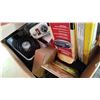Image 5 : BOX OF 2 SIRENS, POWER BAR, SOLAR TRICKLE CHARGER AND MORE