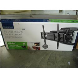 NEW OVERSTOCK INSIGNIA 47-80 INCH FULL MOTION TV WALL MOUNT, COMPLETE, UP TO 110 LBS