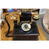 Image 1 : VINTAGE ROTARY PHONE