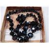 Image 2 : RAE BLACK BOREALIS BEAD NECKLACE