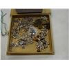 Image 4 : WOOD CASE OF JEWELRY