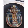 Image 2 : THE DOLGEN MASK OF TUTANKHAMUN 22K UNDER OSIRIS PORCELAIN