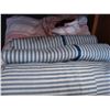 Image 2 : 2 KINGSIZE DUVET COVERS - PINK STRIPED RALPH LAUREN AND BLUE STRIPED W/ SHAMS