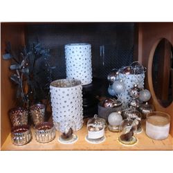 SHELF LOT OF DECORATIVE DECOR