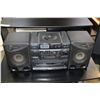Image 1 : SONY CFD 560 GHETTO BLASTER