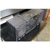 Image 2 : SONY CFD 560 GHETTO BLASTER