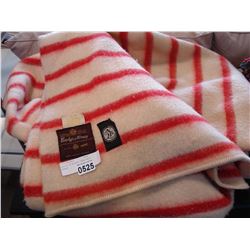 EARLYS OF WITNEY PURE WOOL BANKET