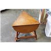 Image 2 : TRI-FOLDING SIDE TABLE