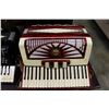 Image 1 : ROYAL STANDARD 59 4A-25 ACCORDIAN