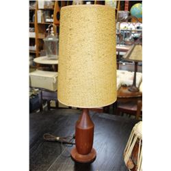 MID CENTURY TEAK TABLE LAMP