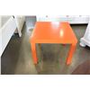 Image 2 : ORANGE END TABLE AND BLACK TRAVEL BAG