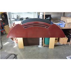 QUEEN SIZE HEADBOARD WITH LIGHT