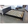 Image 3 : BLACK QUEENSIZE MODERN BEDFRAME