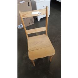PINE STEP LADDER CHAIR