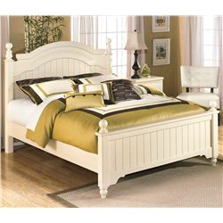 ASHLEY FURNITURE FLOOR MODEL QUEEN SIZE CONTEMPORARY WHITE BEDFRAME AND 2 MATCHING ENDTABLES RETAIL 