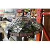 Image 3 : LEADED GLASS TABLE LAMP